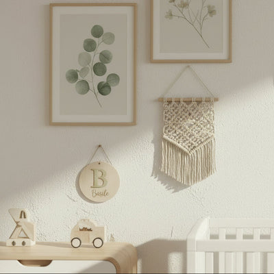Décoration en bois carte avec lettre doré et prénom bébé 