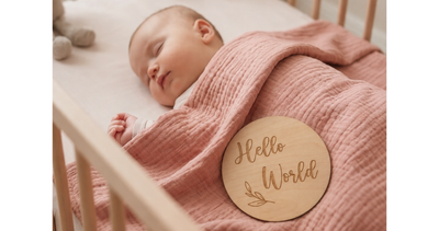 👶 Comment annoncer une naissance à ses proches ? 10 idées originales et émouvantes