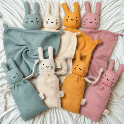 Doudou Lapin Plat : Douceur et Réconfort pour Bébé