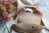 Bavoir en silicone - Couleur Abricot - Ava