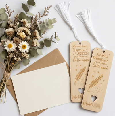 Marque-page personnalisé en bois – Cadeau Maîtresse, Maître, ATSEM ou Nounou