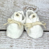 Joli chausson bébé blanc
